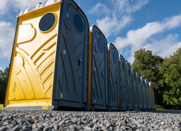Best VIP or Luxury Restroom Trailers  in Brandon, FL